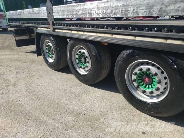 Krone SD Curtainsiderauflieger