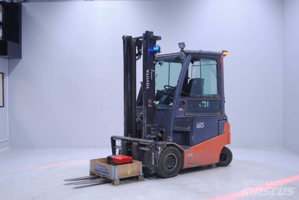 Toyota 8FBMKT30 Elektro Stapler