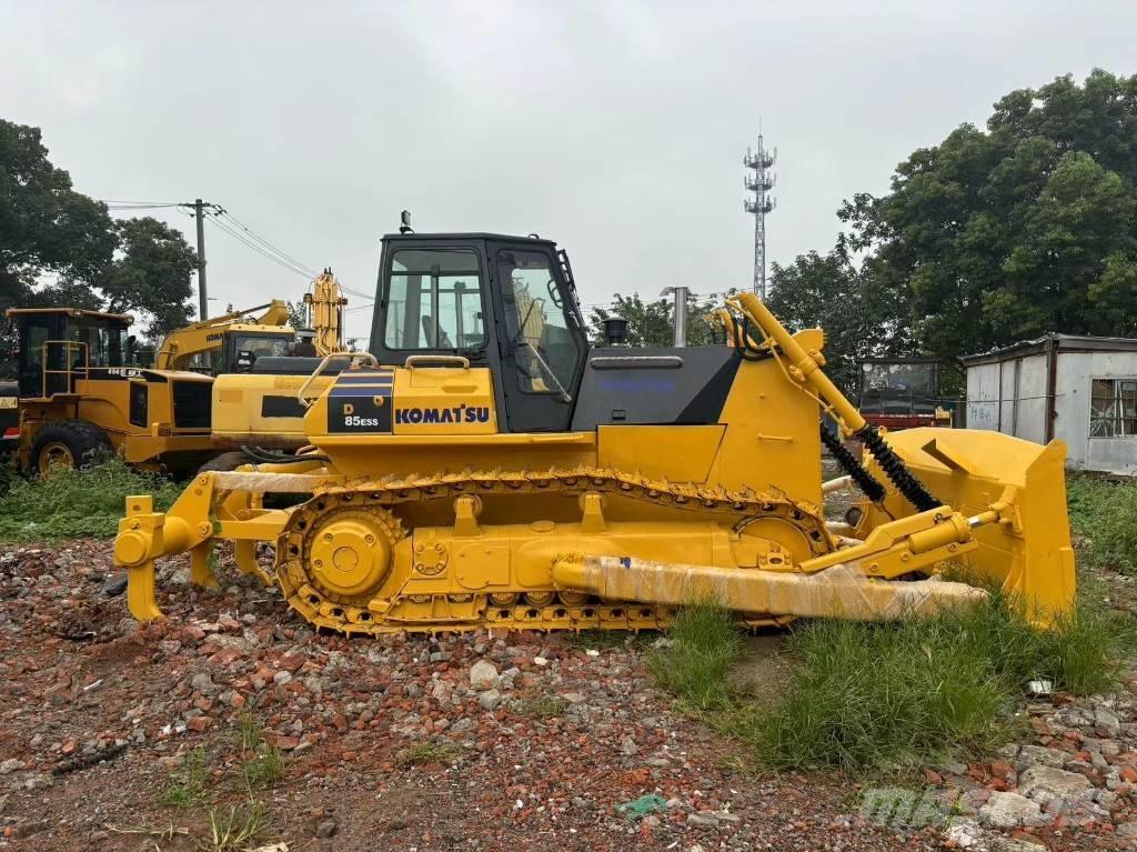 Komatsu D 85 E-12 Bulldozer