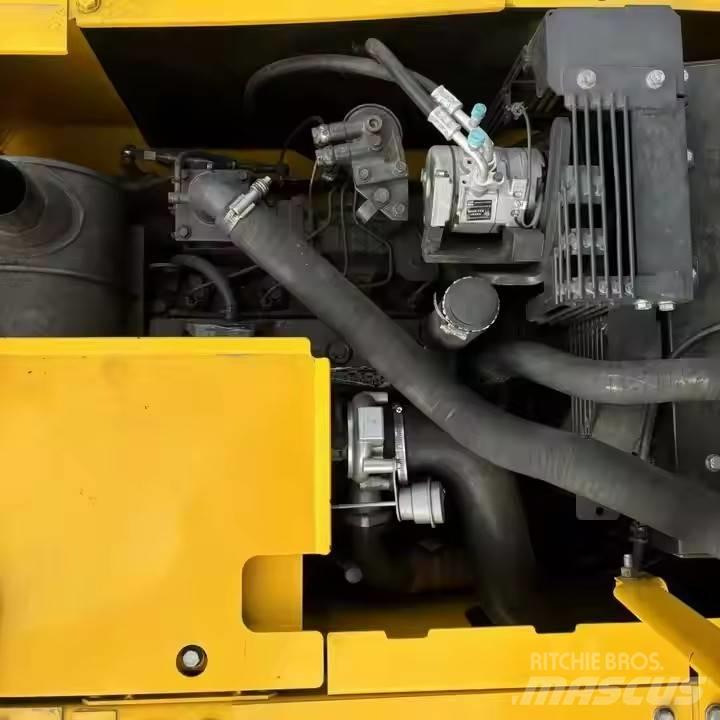Komatsu PC130 Raupenbagger