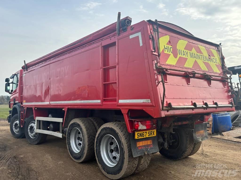 Scania P 370 Kipper