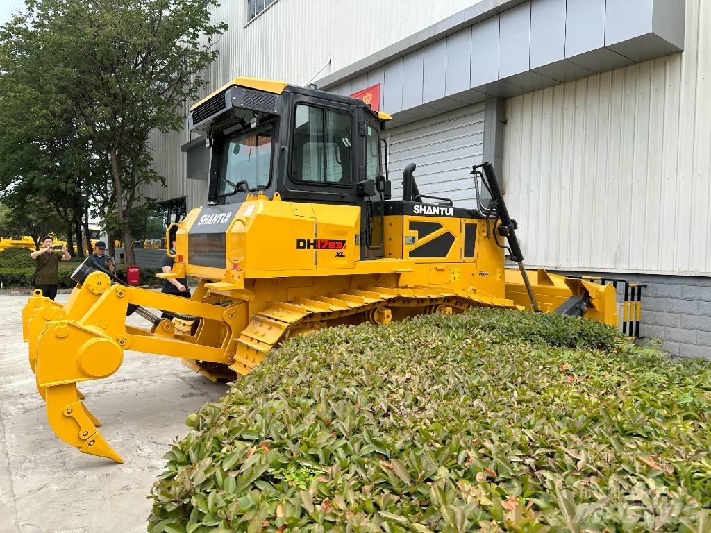 Shantui DH17 Bulldozer