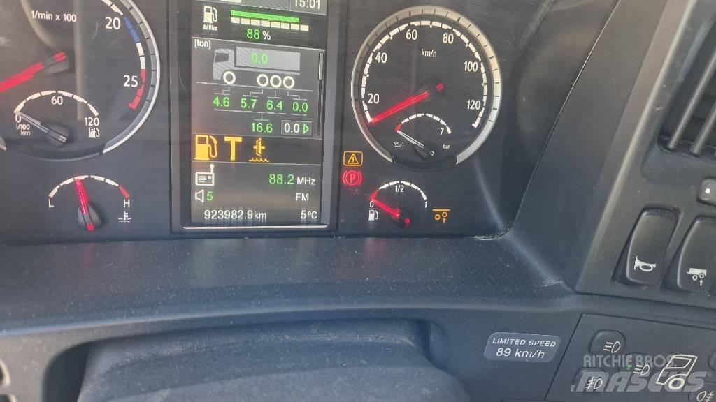 Scania R730 8x4*4 Holzfahrzeuge