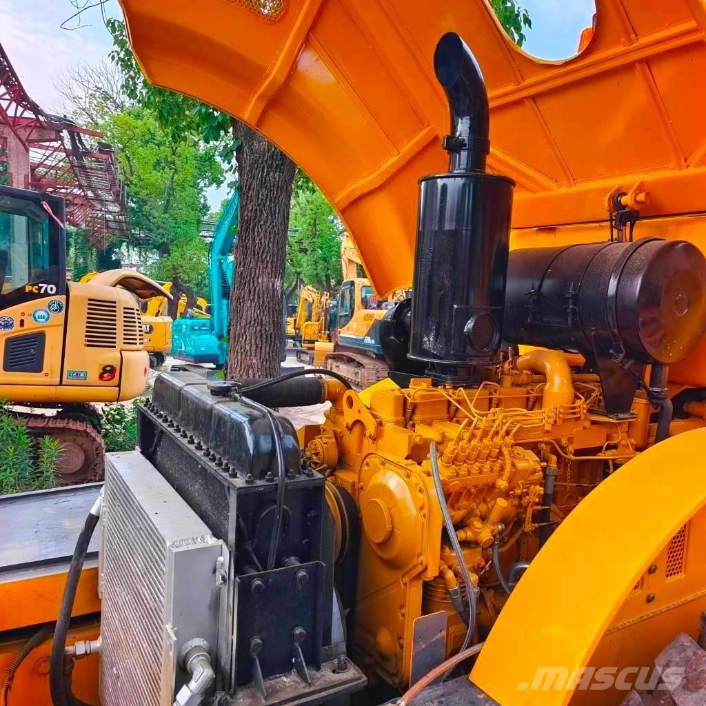 XCMG XS 223 J Walzenzüge