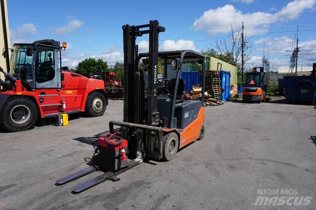 Toyota 8FBMT35 Elektro Stapler