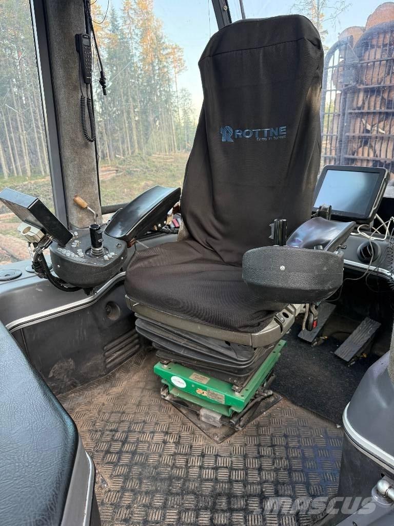 Rottne F13s Forwarder