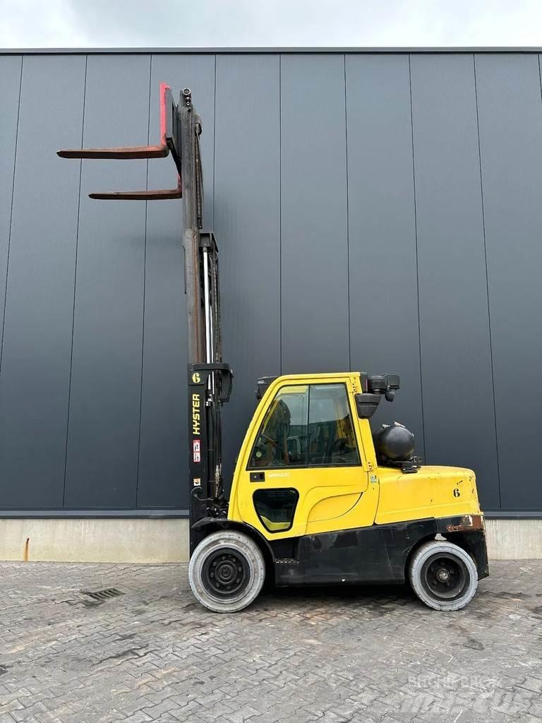 Hyster H5.5FT Gas Stapler