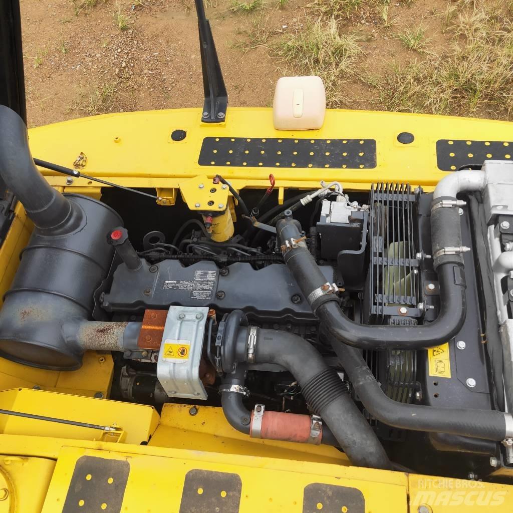 Komatsu PC200-8 Raupenbagger