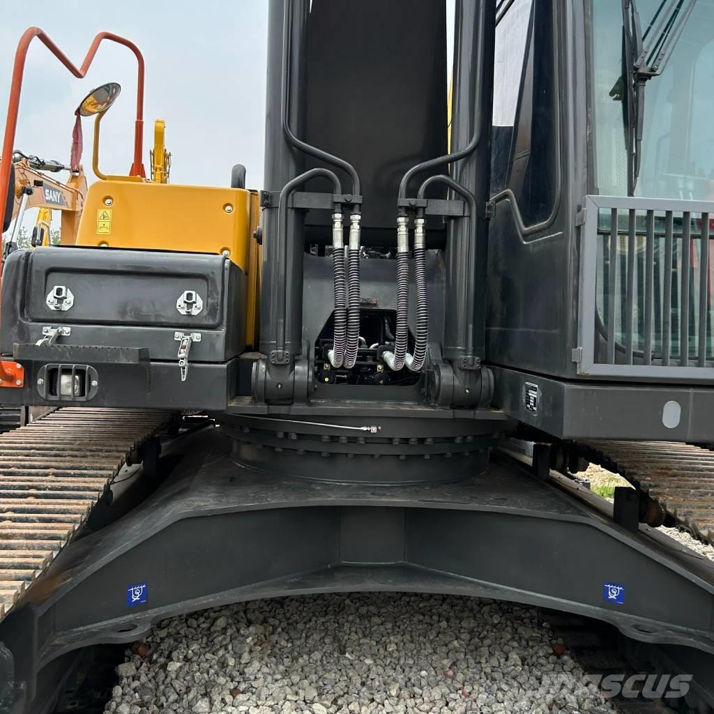 Volvo 240 Raupenbagger