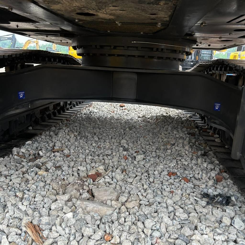 Volvo 240 Raupenbagger