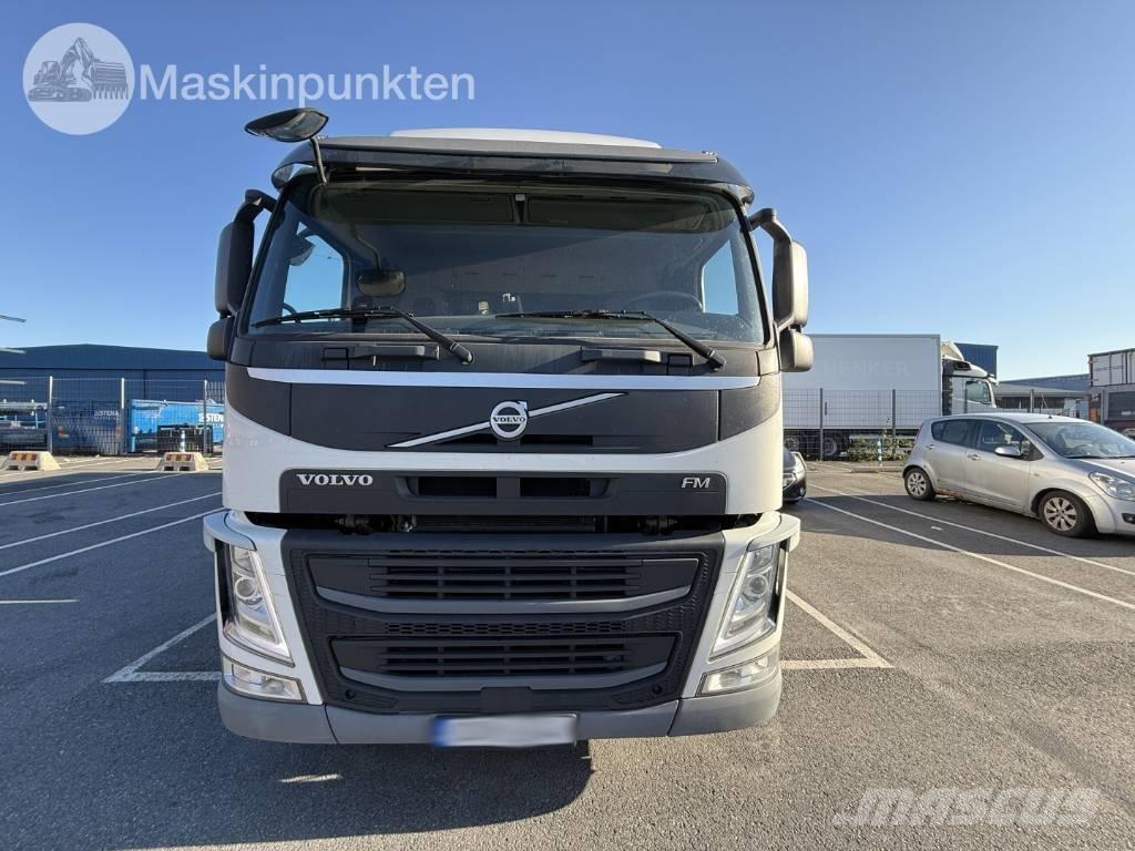 Volvo FM 340 Kastenaufbau