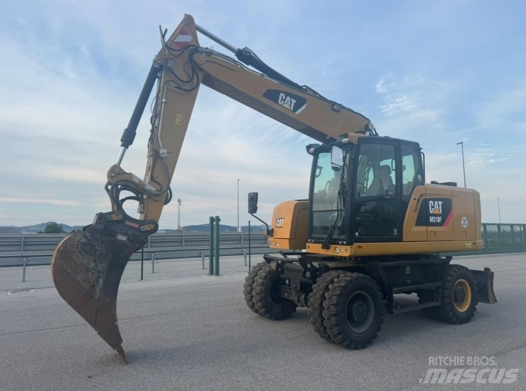 CAT M 318 F Mobilbagger