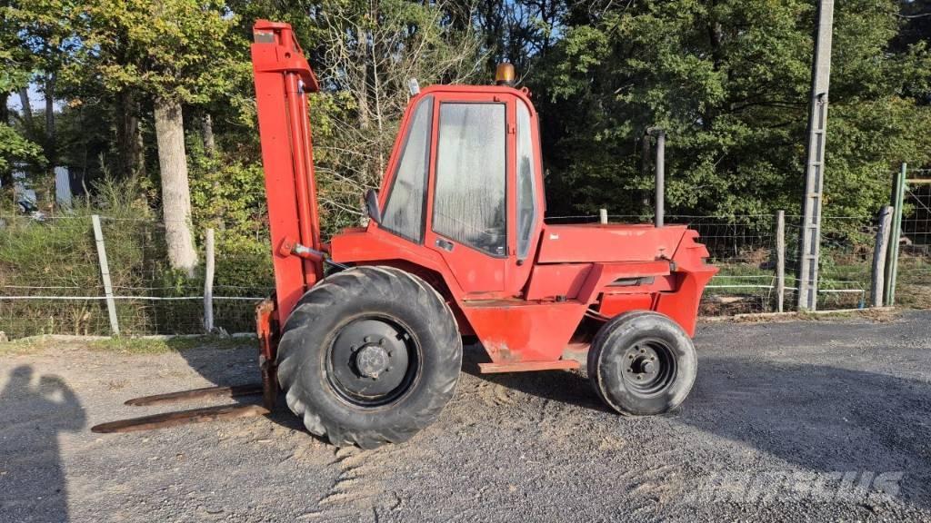 Manitou M 226 CP Diesel Stapler