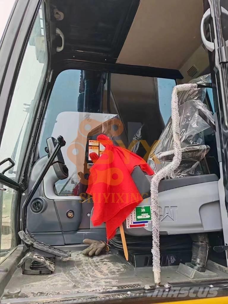 CAT 330 D LC Raupenbagger