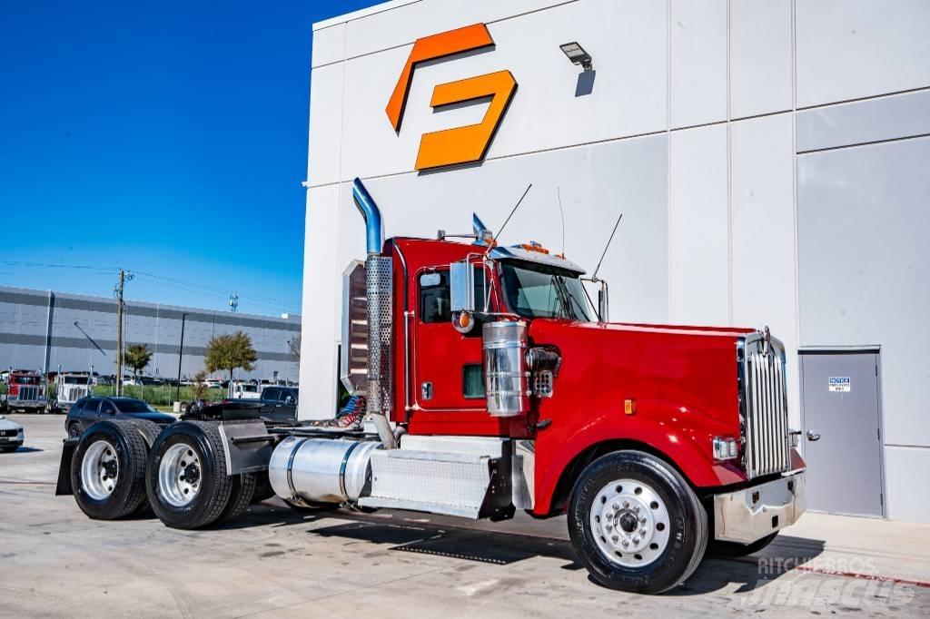 Kenworth W 900 Sattelzugmaschinen