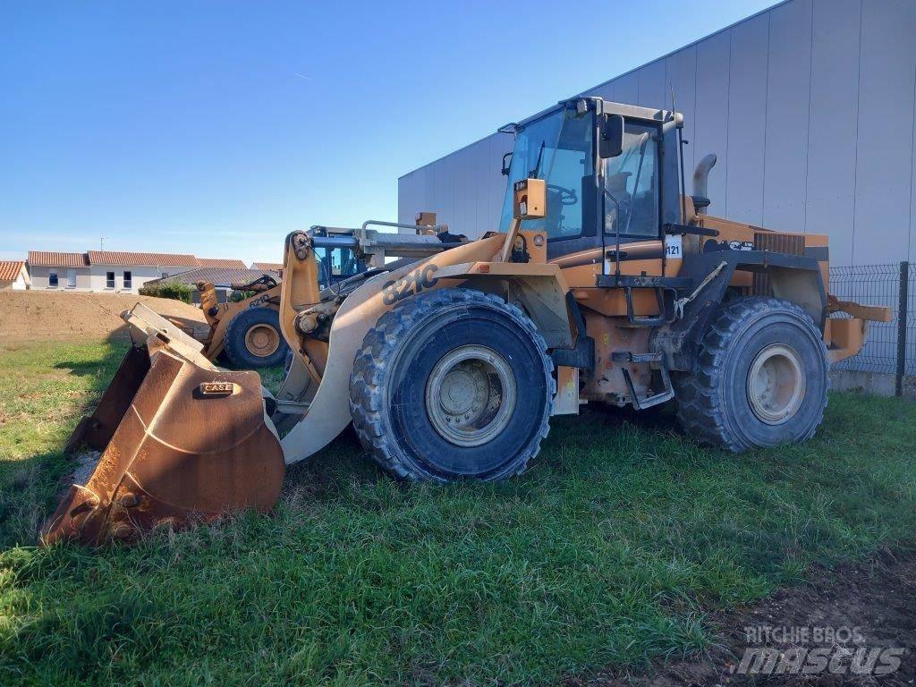 CASE 821 C Radlader