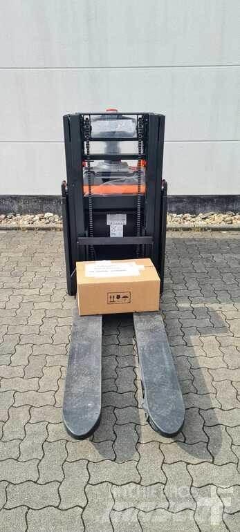 Toyota BT SPE200D Deichselstapler