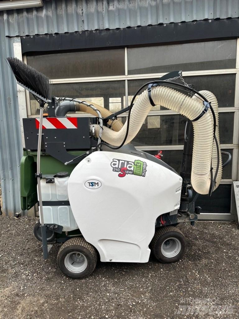  TSM Aria 240 super Sonstige Kommunalmaschinen