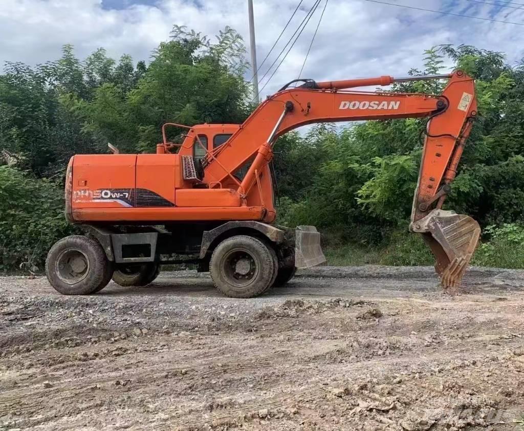 Doosan 150 W-7 Mobilbagger