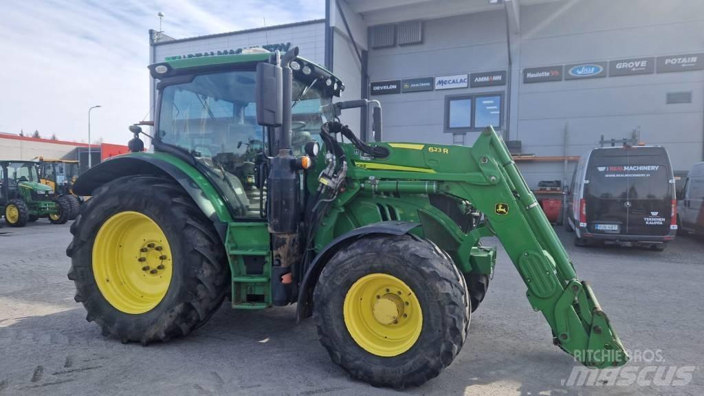 John Deere 6130 R Traktoren