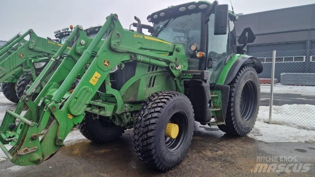 John Deere 6130 R Traktoren