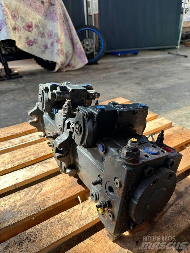 Bomag BW 211 Hydraulik