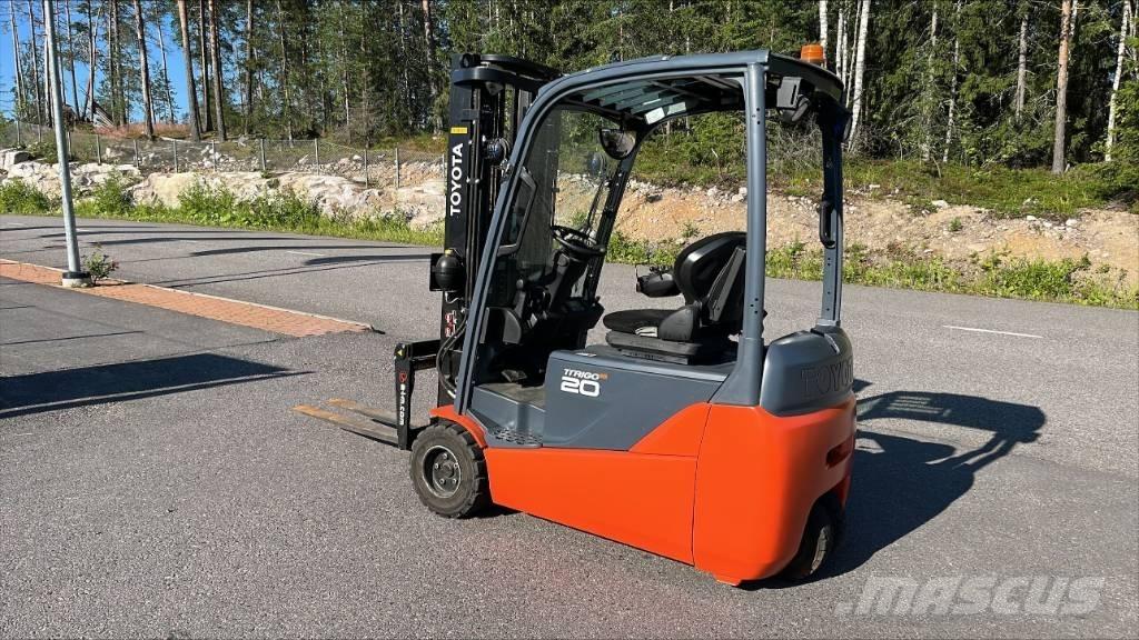 Toyota 8 FBET 20 Elektro Stapler