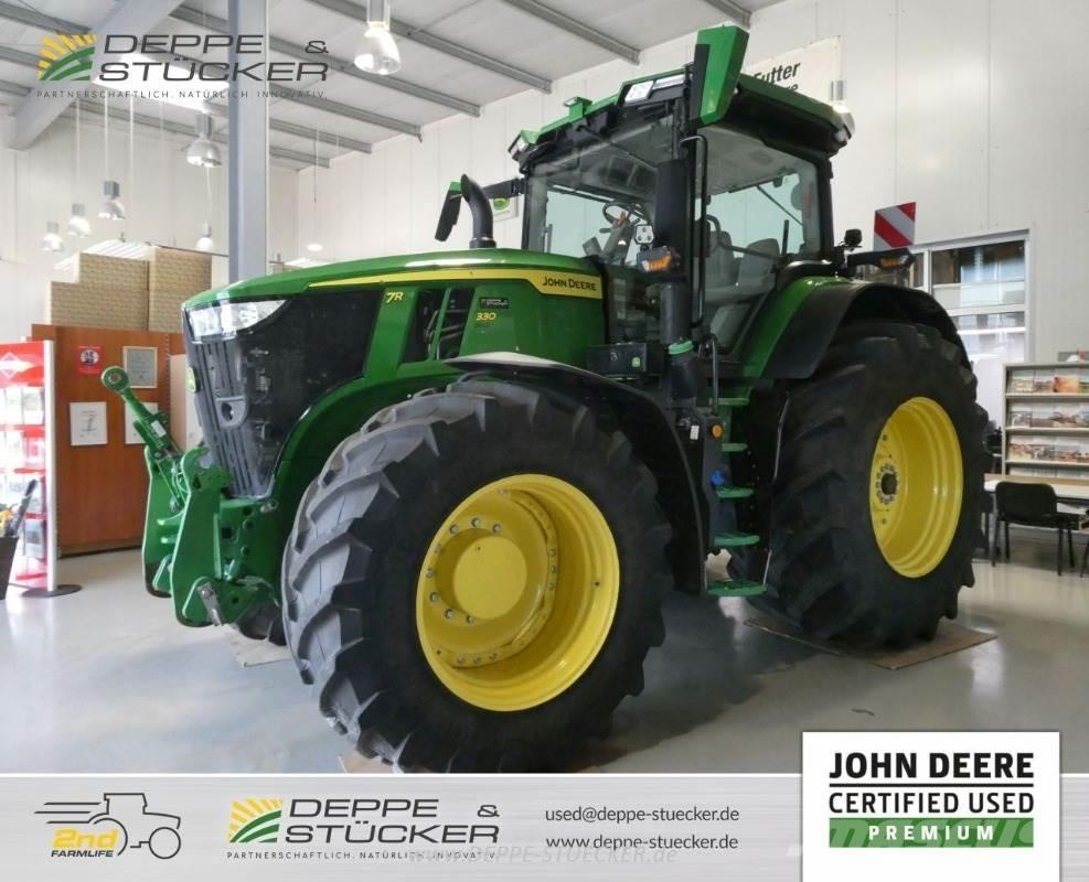 John Deere 7R 330 Traktoren