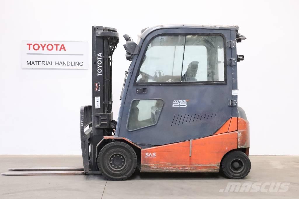 Toyota 8 FBMT 25 Elektro Stapler