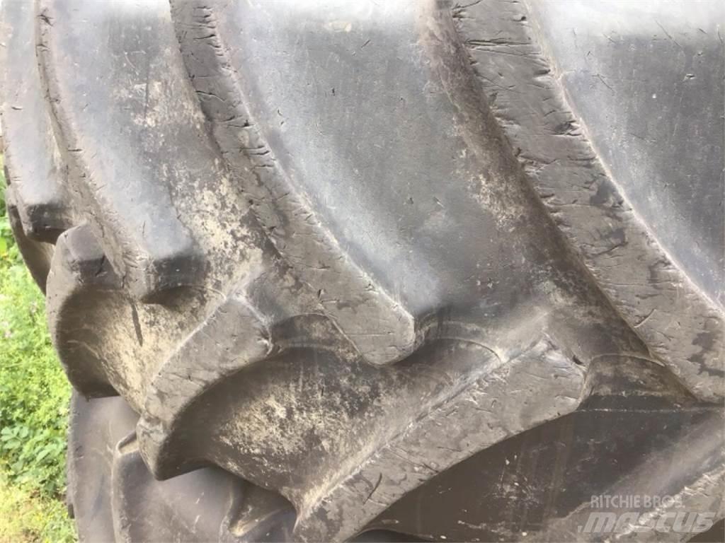 Mitas 680/80R42 Reifen