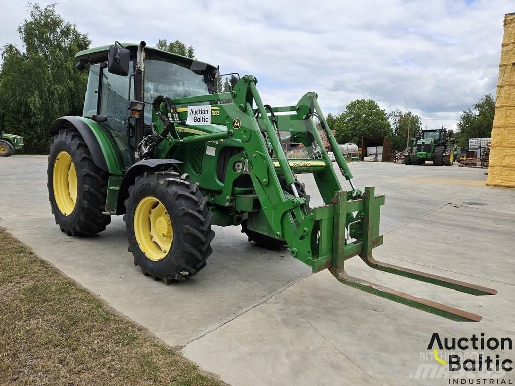 John Deere 5100 R Traktoren