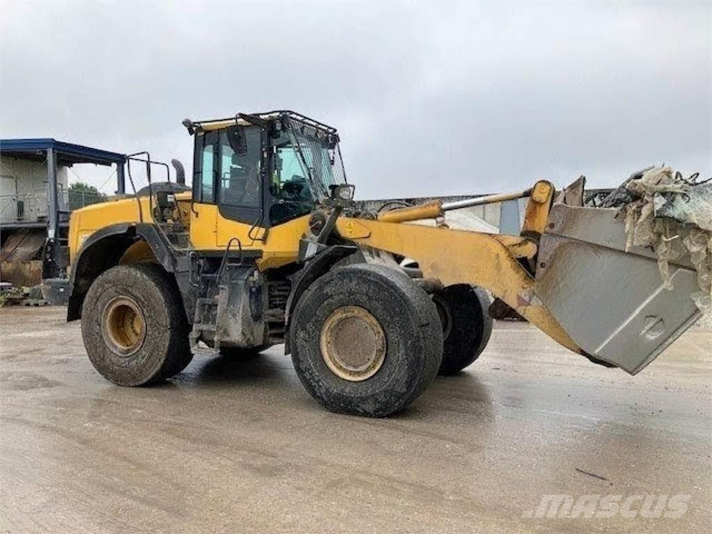 Komatsu WA 380--8E0 Radlader