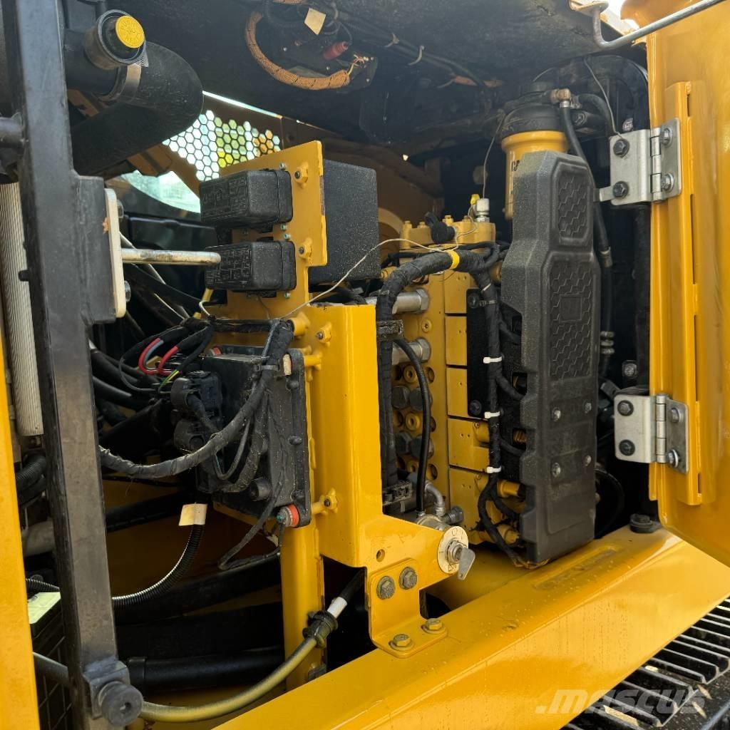 CAT 310 Raupenbagger