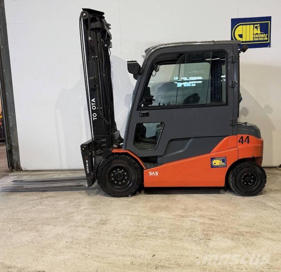 Toyota truck 8FBMT45 Elektro Stapler