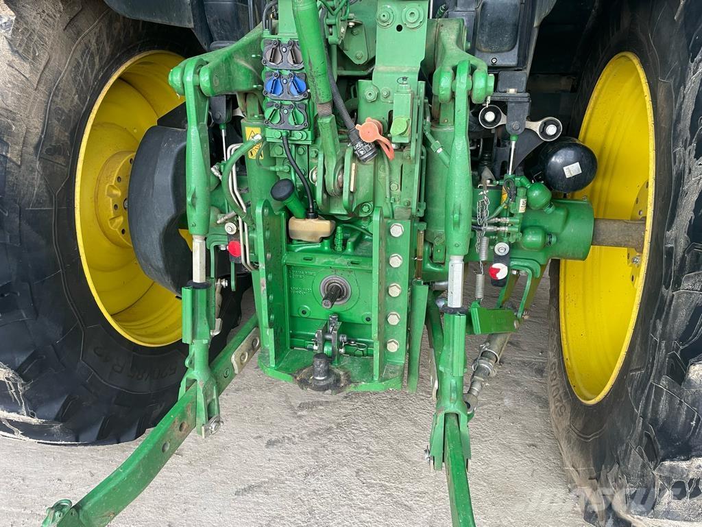 John Deere 6R 155 Traktoren