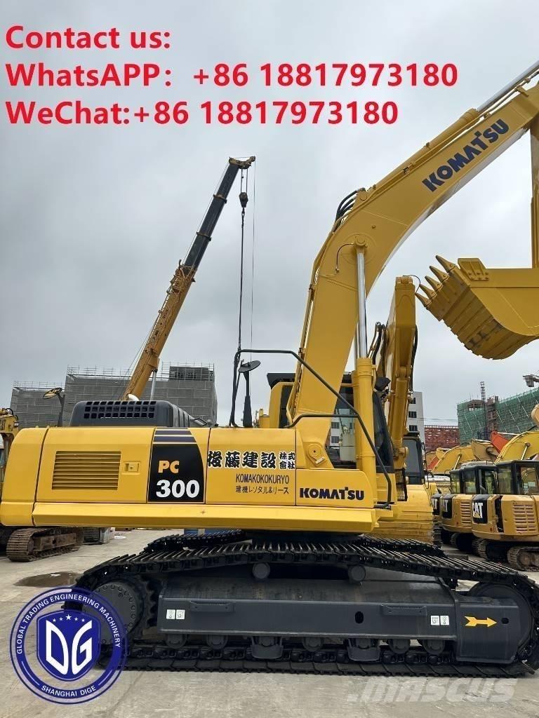 Komatsu PC300-8N1 Raupenbagger