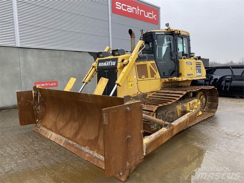 Komatsu D65PXI-18 Bulldozer