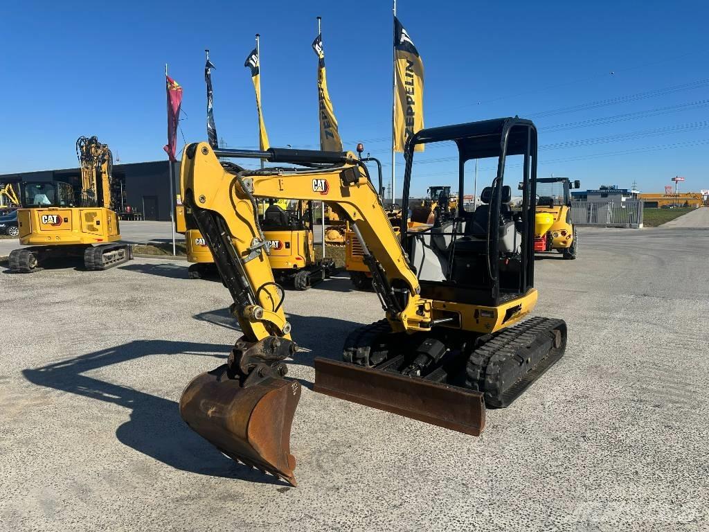 CAT 302.7 D CR Minibagger < 7t