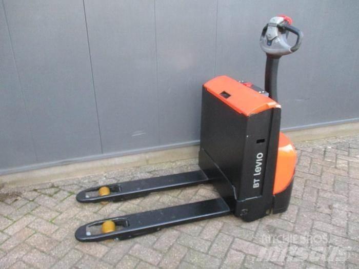 Toyota LWE 140 Niedergabelstapler