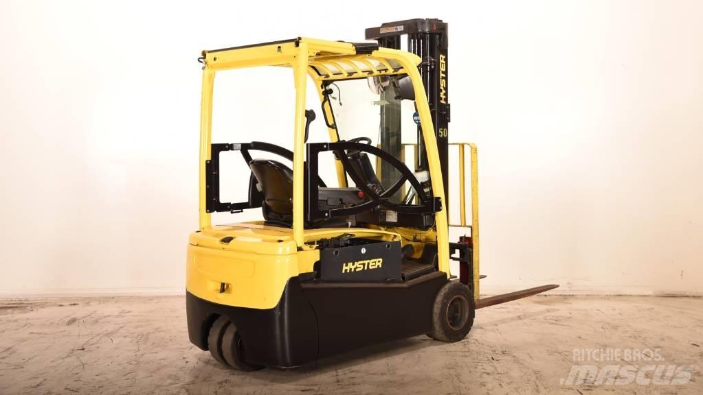 Hyster J2.0XNT LWB Elektro Stapler
