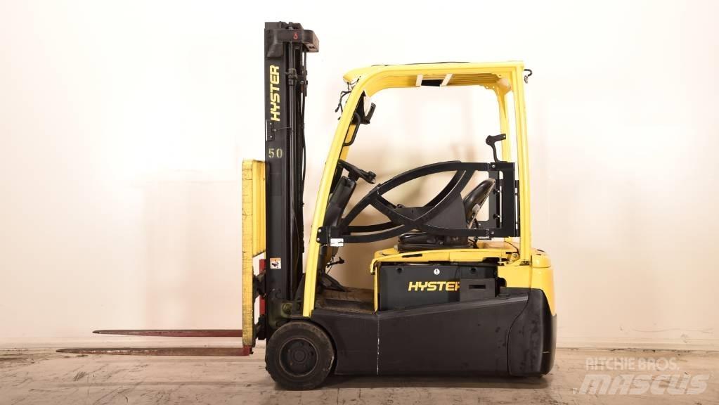 Hyster J2.0XNT LWB Elektro Stapler