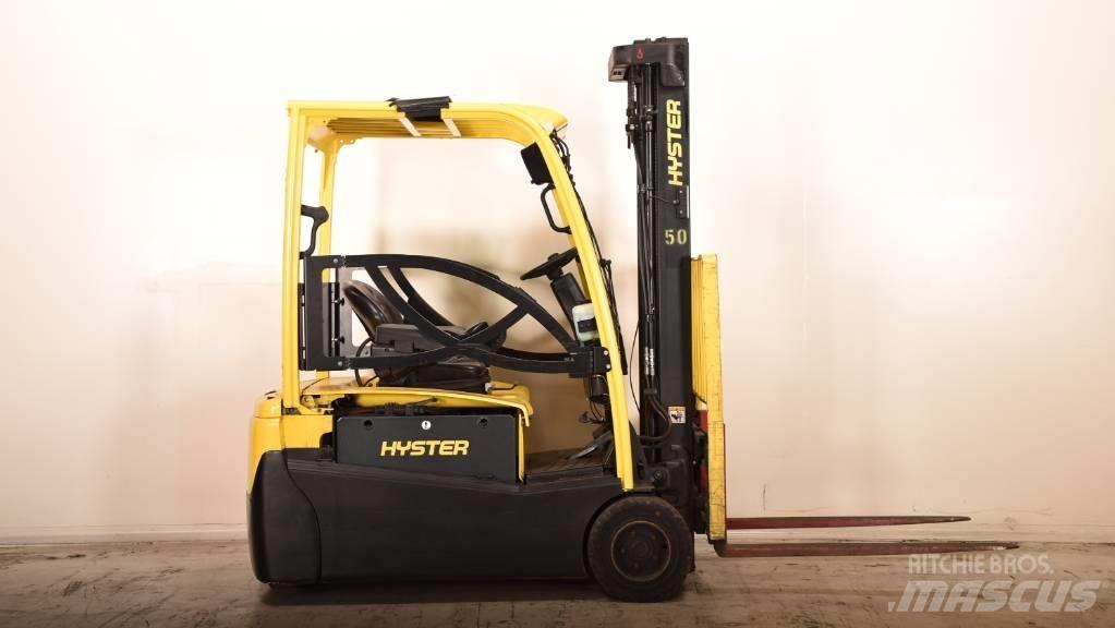 Hyster J2.0XNT LWB Elektro Stapler