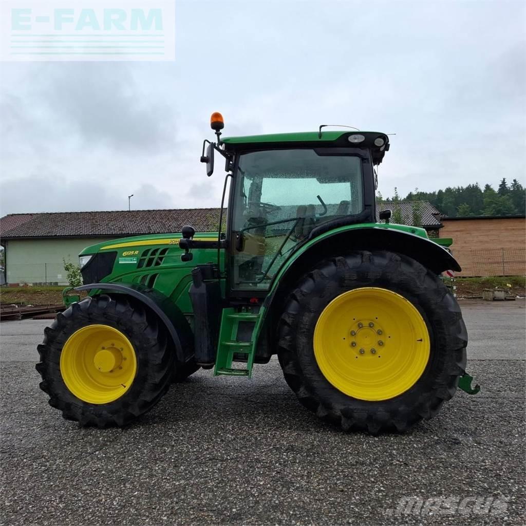 John Deere 6125 R Traktoren