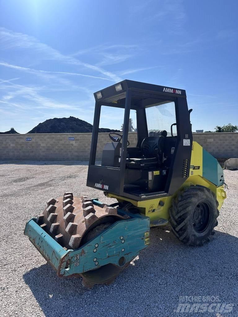 Ammann ASC 30 HD PD Erdbauwalzen