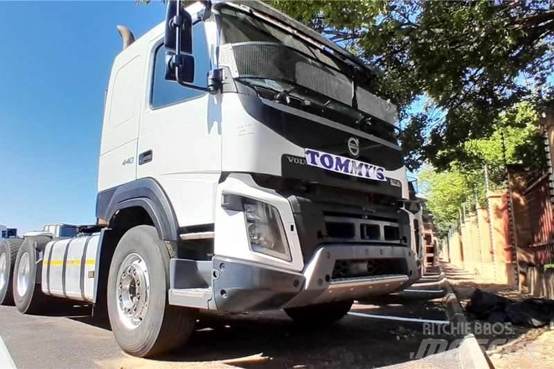 Volvo FMX 440 Andere Fahrzeuge