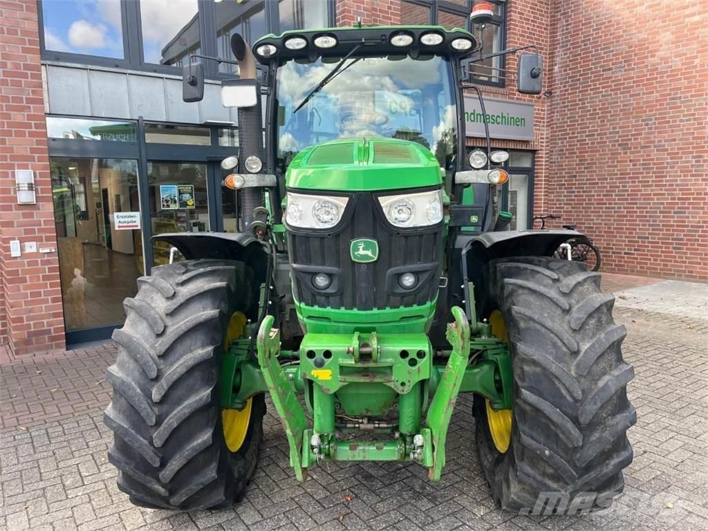 John Deere 6155R Traktoren
