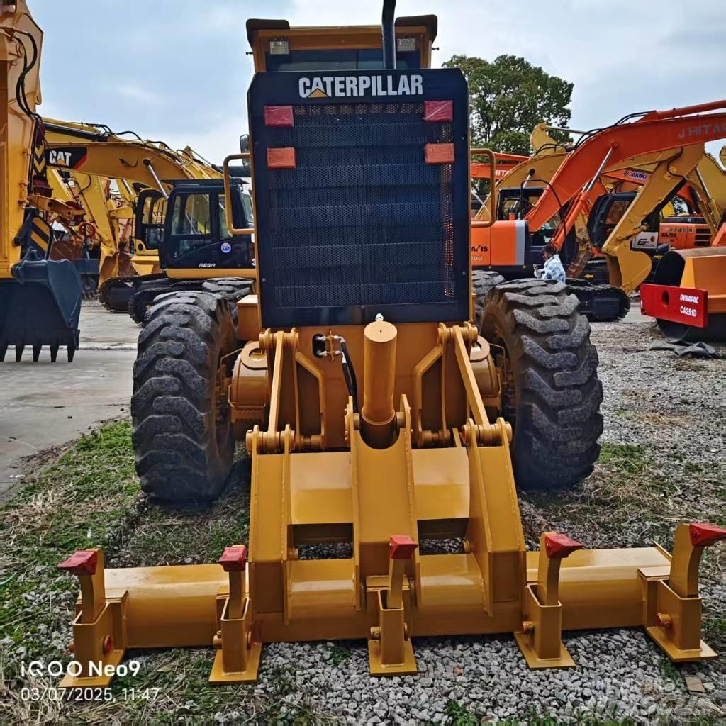 CAT 140 H Grader