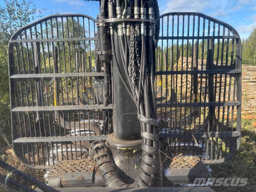 Ponsse WISENT 8W Forwarder