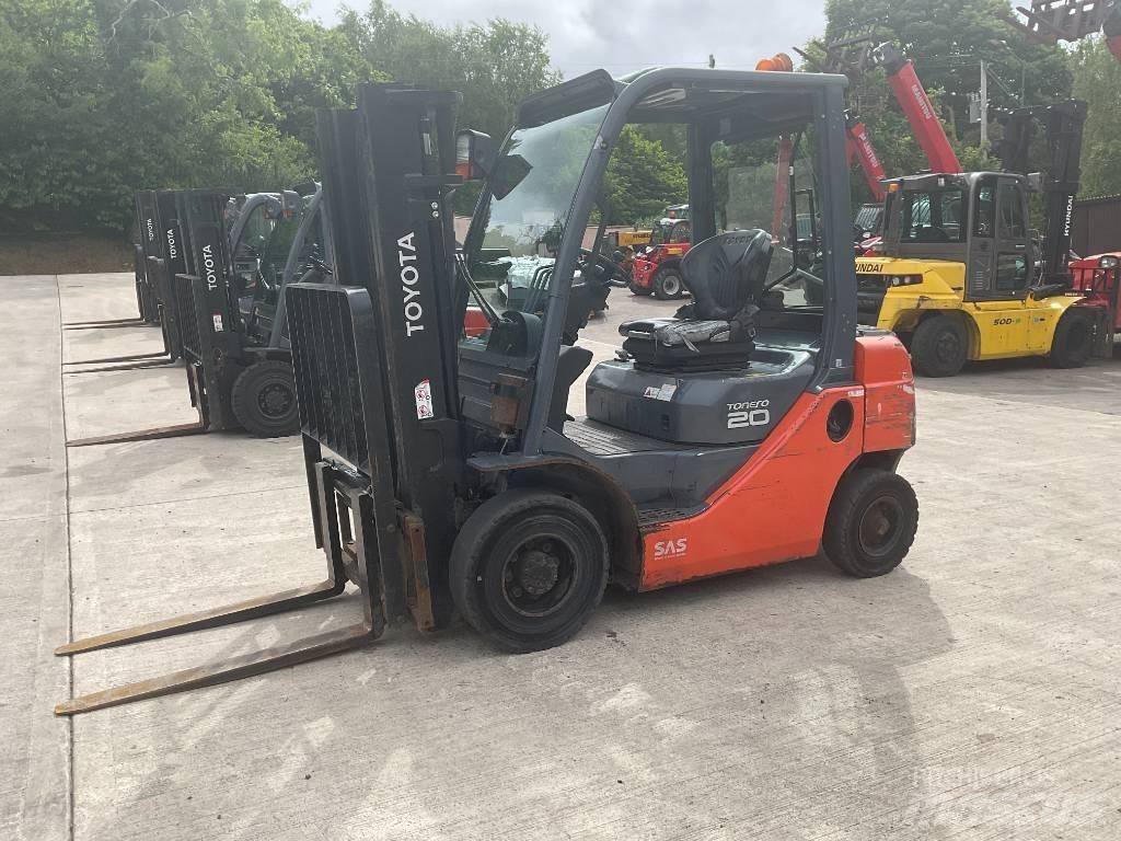 Toyota 02-8 FDF 20 Diesel Stapler