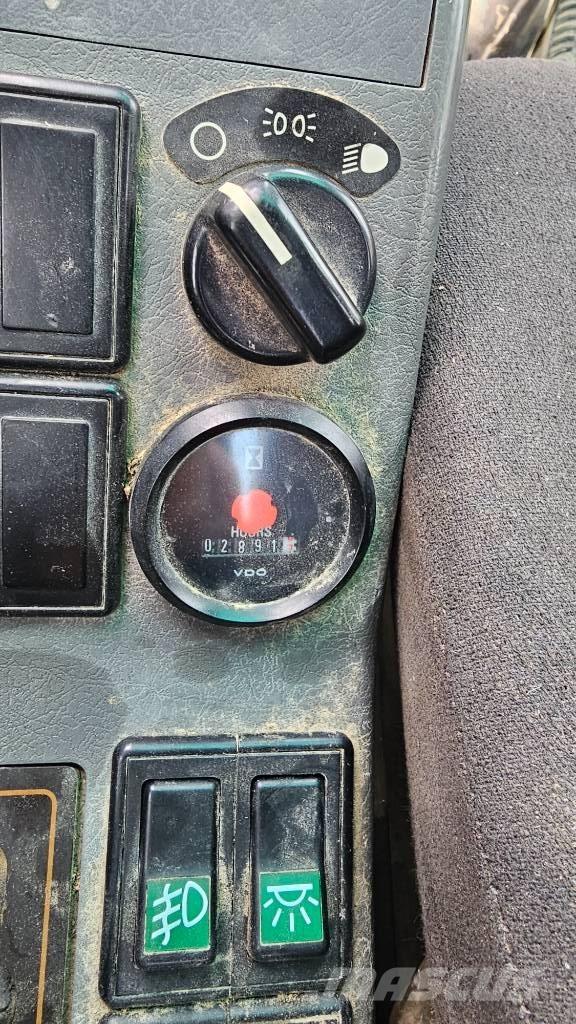 Volvo EW 140 B Mobilbagger